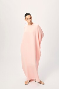 00005-Emilio-Pucci-Resort-2021.thumb.jpg.878c6dbe11ae7c66ae5a68300f1ecf31.jpg