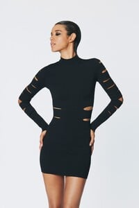 00006-Herve-Leger-RESORT-21.thumb.jpg.4b177602de335dd5c4bb63f7d62d80f0.jpg