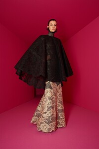 00008-ALEXIS-MABILLE-COUTURE-FALL-20.thumb.jpg.ddb1ce7ca78cdc831f10fcbfdf4b5832.jpg