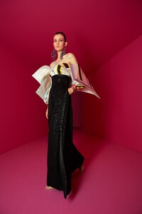 00010-ALEXIS-MABILLE-COUTURE-FALL-20.thumb.jpg.157af53758b2b558be91b4f811143358.jpg