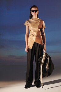 00011-SPORTMAX-RESORT-21.thumb.jpg.1c2ea3688df530bc53009f9c9fe42d1a.jpg