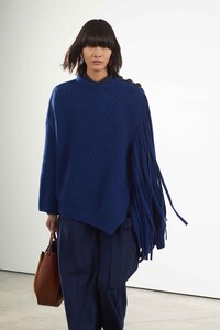 00013-Stella-McCartney-Pre-Fall-2020.thumb.jpg.94add13f7fb2c6af0b291d1e29dd927d.jpg