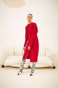 00016-Isabel-Marant-Resort-2021-Credit-Pierre-Ange-Carlotti.thumb.jpg.130d8ce3e0207c1a358ddc0559ffad3e.jpg