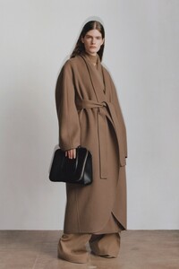 00017-THE-ROW-PRE-FALL-20.thumb.jpg.e2849218c75158a62f323f910e8a1c4f.jpg