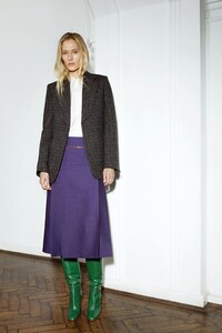 00019-Victoria-Beckham-Pre-Fall-2020.thumb.jpg.ed6788ee03ed2b1af67286aa13c5cd0f.jpg