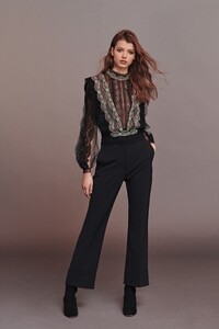 00020-Alberta-Ferretti-Pre-Fall-20.thumb.jpg.bcde43b430cad630d2179747abe78092.jpg