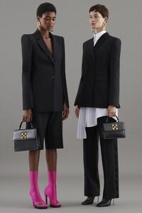 00020-OFF-WHITE-RESORT-21.thumb.jpg.acd48acd5a69ccc22d7459a455de1f2f.jpg