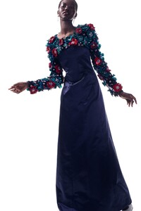 00021-CHANEL-COUTURE-FALL-20-Credit-Mikael-Jansson.thumb.jpg.70e6faf10bbb1c8a1ab68badeffbba84.jpg