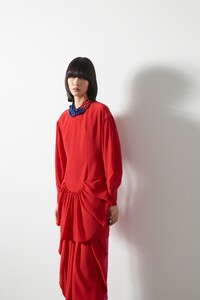 00030-Stella-McCartney-Pre-Fall-2020.thumb.jpg.e9bb79bf7efe8c7f58e213b91ad4a867.jpg