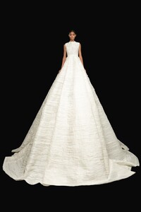 00030-Valentino-Couture-Fall-2020.thumb.jpg.f4cc5ccfa4eb2e7a2ab1857d5f571984.jpg