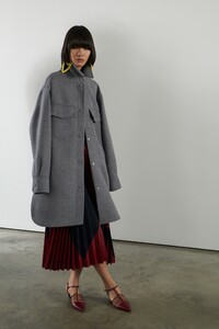 00039-Stella-McCartney-Pre-Fall-2020.thumb.jpg.2348021718b6e00dd6b9f4bcc94d15c1.jpg