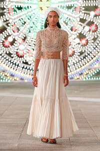 00079-Dior-Resort-Spring-2021.thumb.jpg.50c11e83555dbce6196ed823e58c4843.jpg