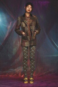 0024-MiuMiu-Automne20.thumb.jpg.a9369c7e062963f15301e4a0f283e36a.jpg