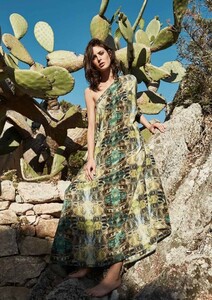 005-CAFTAN-RUMEUR-Calarena-SS2016-725x1024.thumb.jpg.b1276735f680b4e65f6dcde1a04bf1fb.jpg