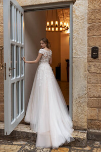 08145-romance2.jpg