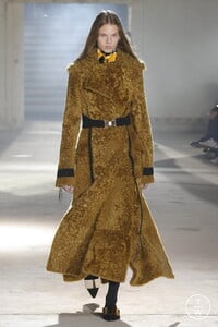 10-proenza-schouler-fw18-hi-res-0bfdaa.thumb.jpg.f880b06580091d461e4ae4acb05d8abc.jpg