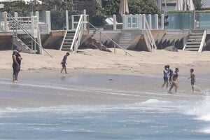      jen130720BZNimage106.jpg