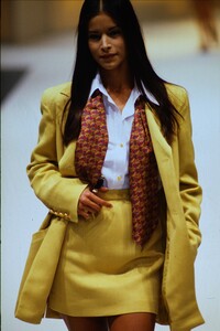 1198794169_salvatore-ferragamo-ss-1994(2).thumb.jpg.bf5f1dee856f3b8c7635927f5438f94d.jpg