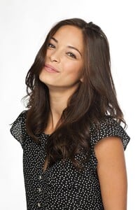 1200921_kristin_kreuk.jpg