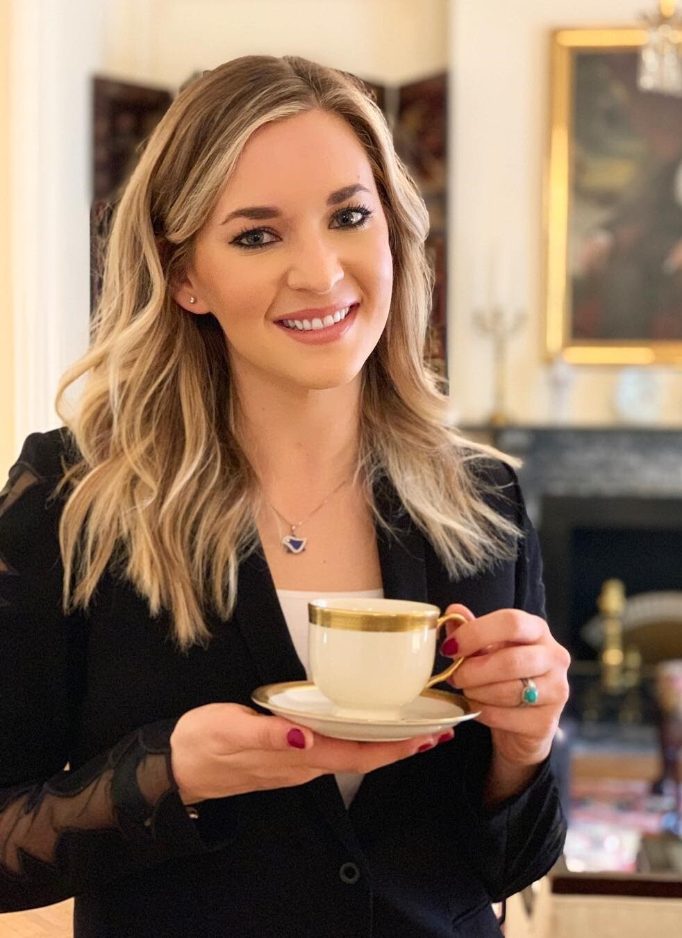 https://www.bellazon.com/main/uploads/monthly_2020_07/1231403167_KatiePavlich25.jpg.0f74c05e5adcc6e742edac2cbd30af39.jpg