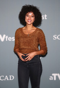 Alisha+Wainwright+SCAD+Presents+aTVfest+2017+qGKDQMmvO8Dx.jpg