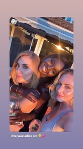 1284087276_duckiethot15945711482351755732885924275_1003601732.thumb.jpg.56525fd4677ce2e8b2cc330293505041.jpg