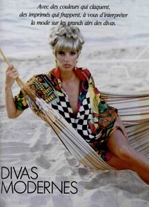 1325393426_LOFFICIELFRANCE1991divasmoderneshiromasa02.thumb.jpg.fd24fa8185d1f96b891fc3dc0d71663b.jpg