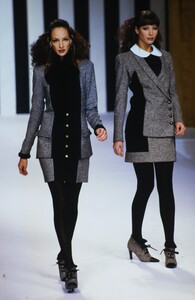 1367129007_christy-valentino-fw-1994(3).thumb.jpg.d13fa5688c6254cd93364412bc36840f.jpg