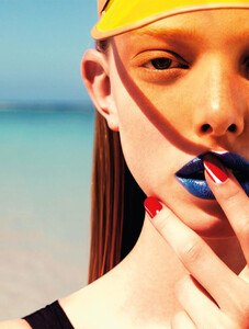 139712071_Nico_Harpers_Bazaar_Spain_July_August_2010_03.thumb.jpg.6f1ff9fd1b8f281ed9a03620fcdb9e8c.jpg