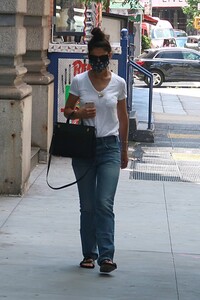      hol150720BZNimage102.jpg