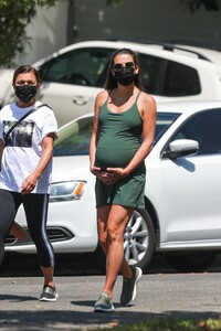      lea150720BZNimage120.jpg