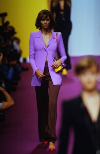 1489735903_heather-karl-lagerfeld-ss-1995(4).thumb.jpg.c557dc002278f2e49ca408dcfe5bd4c2.jpg