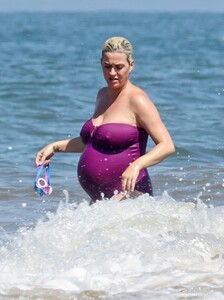      kat130720BZNimage113.jpg