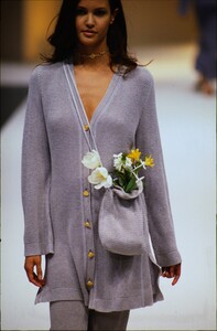 1639153882_salvatore-ferragamo-ss-1994(6).thumb.jpg.1e3b4b79e857ff1d3c26275a08dee8e6.jpg