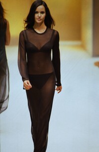 1657234313_salvatore-ferragamo-ss-1994(24).thumb.jpg.bfe6ea6cea9bbf30b5a4a67efafb58a4.jpg