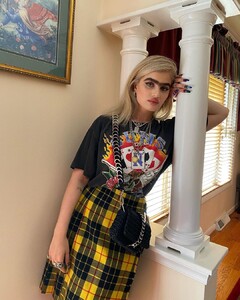 1681850967_sophiahadjipanteli15940508942347391490944595667_33586514.thumb.jpg.e97bb250bf5eb676a5c96a010095a0f6.jpg