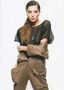 170690752_Nico_Harpers_Bazaar_Spain_May_2010_10.thumb.jpg.5de864178410b9878693591981bd4201.jpg