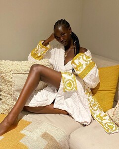 1751032446_adutakech15957159522361359010902690129_1168819332.thumb.jpg.4061fa4087b26287d9369c3be2a75adb.jpg