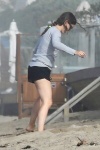      jen150720BZNimage125.jpg