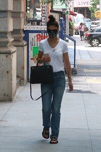      hol150720BZNimage104.jpg