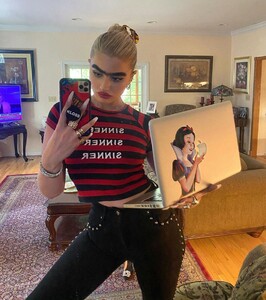 1858690962_sophiahadjipanteli15936318162343876014830477745_33586514.thumb.jpg.92cdb114b85f56057214281f22605a43.jpg