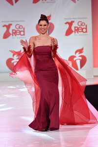 Roselyn+Sanchez+American+Heart+Association+c1hMlOEQeNYx.jpg