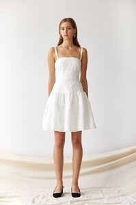 18DR017WHT_Allix_Mini_Dress_front_900x1351.thumb.jpg.8f3192fdf9c4ed1376337d533b3105ea.jpg