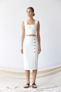 18SK006WHT_Dylan_Buttoned_Midi_Skirt_full_900x1351.thumb.jpg.4ff19c51d91045480d250f0ea6c00ac3.jpg