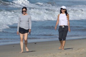      jen150720BZNimage116.jpg