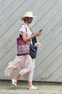        emi160720BZNimage113.jpg