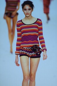 213683034_sonia-rykiel-ss-1997(3).thumb.jpg.d92fc3f12349d9dc93d4e516914a0956.jpg