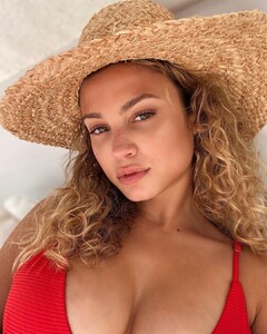 Rose Bertram 1.jpg