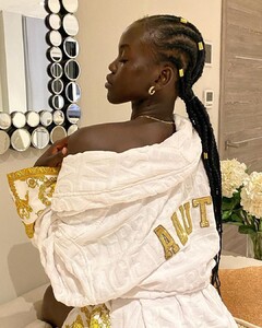 375951568_adutakech15957159522361359010902721277_1168819332.thumb.jpg.4408eca949e0d6a065b48d9ccfb647be.jpg