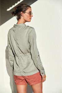 443-107s2.jpg